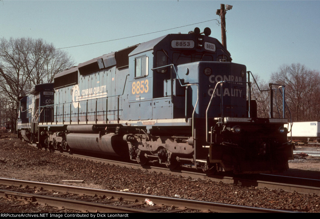 CSX 8853